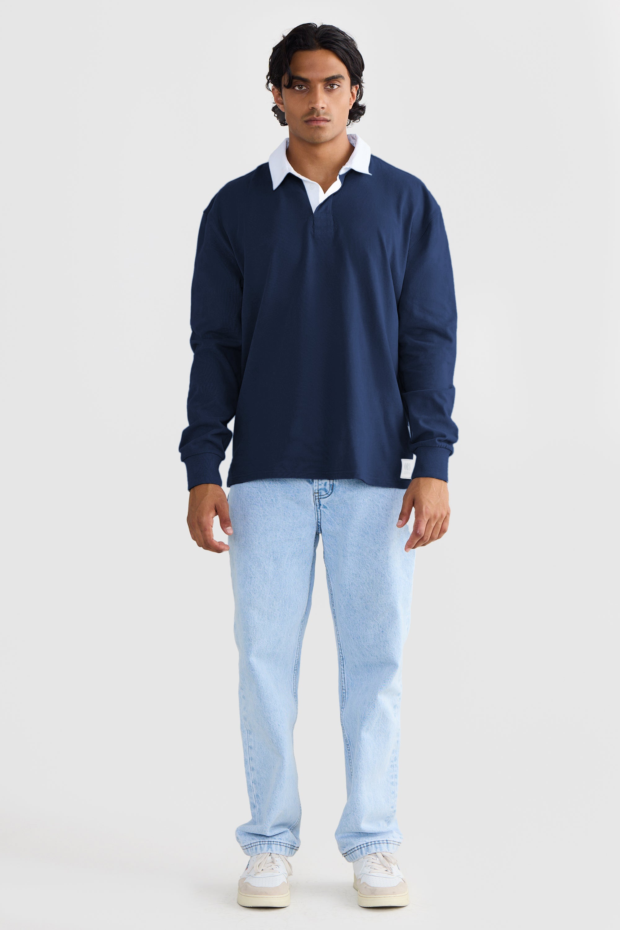 Male model is 183cm/6'0" and wearing a size large